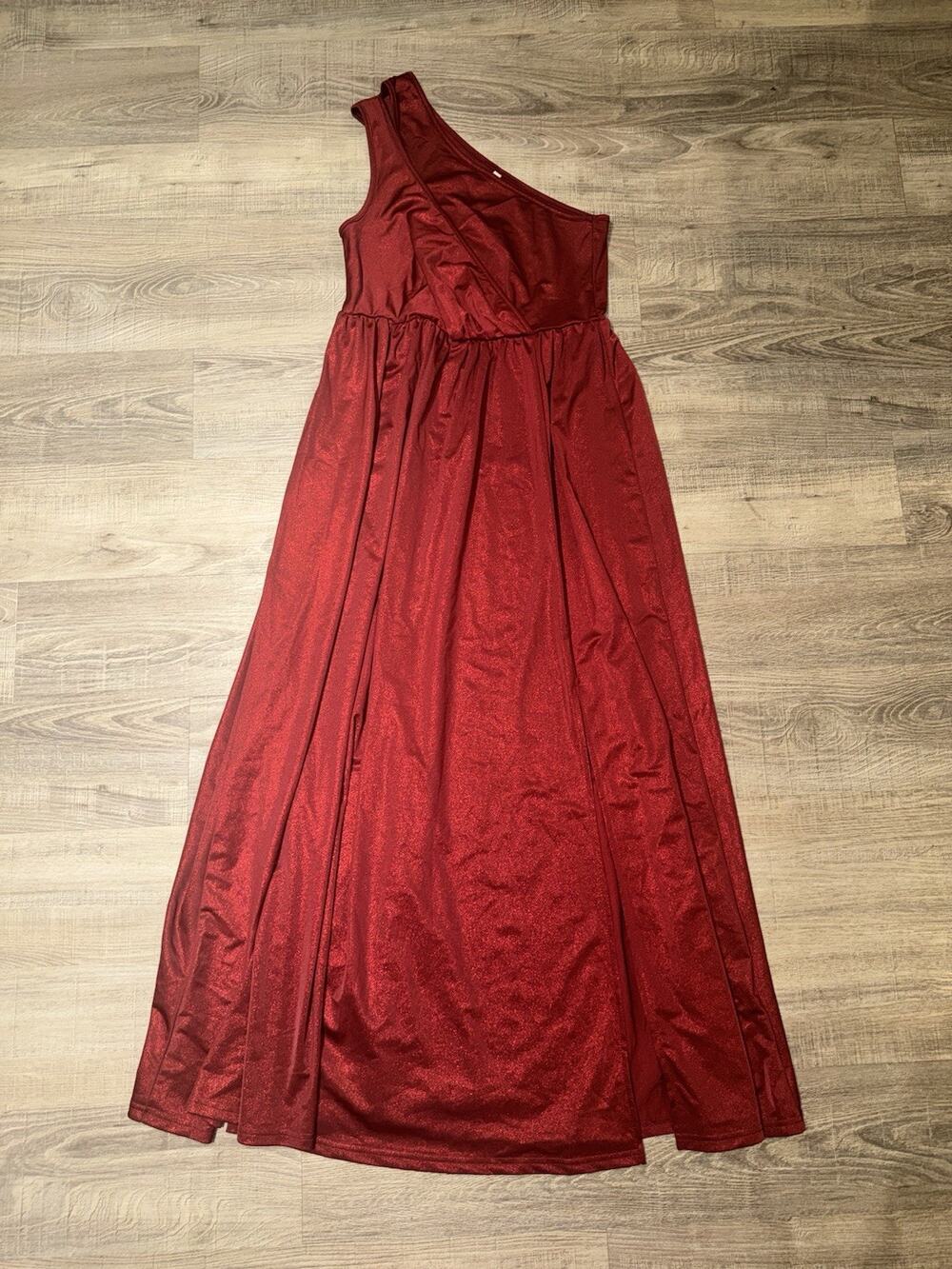 Women’s Red Metallic One Shoulder Maxi Dress Size M Formal Prom Evening NWT